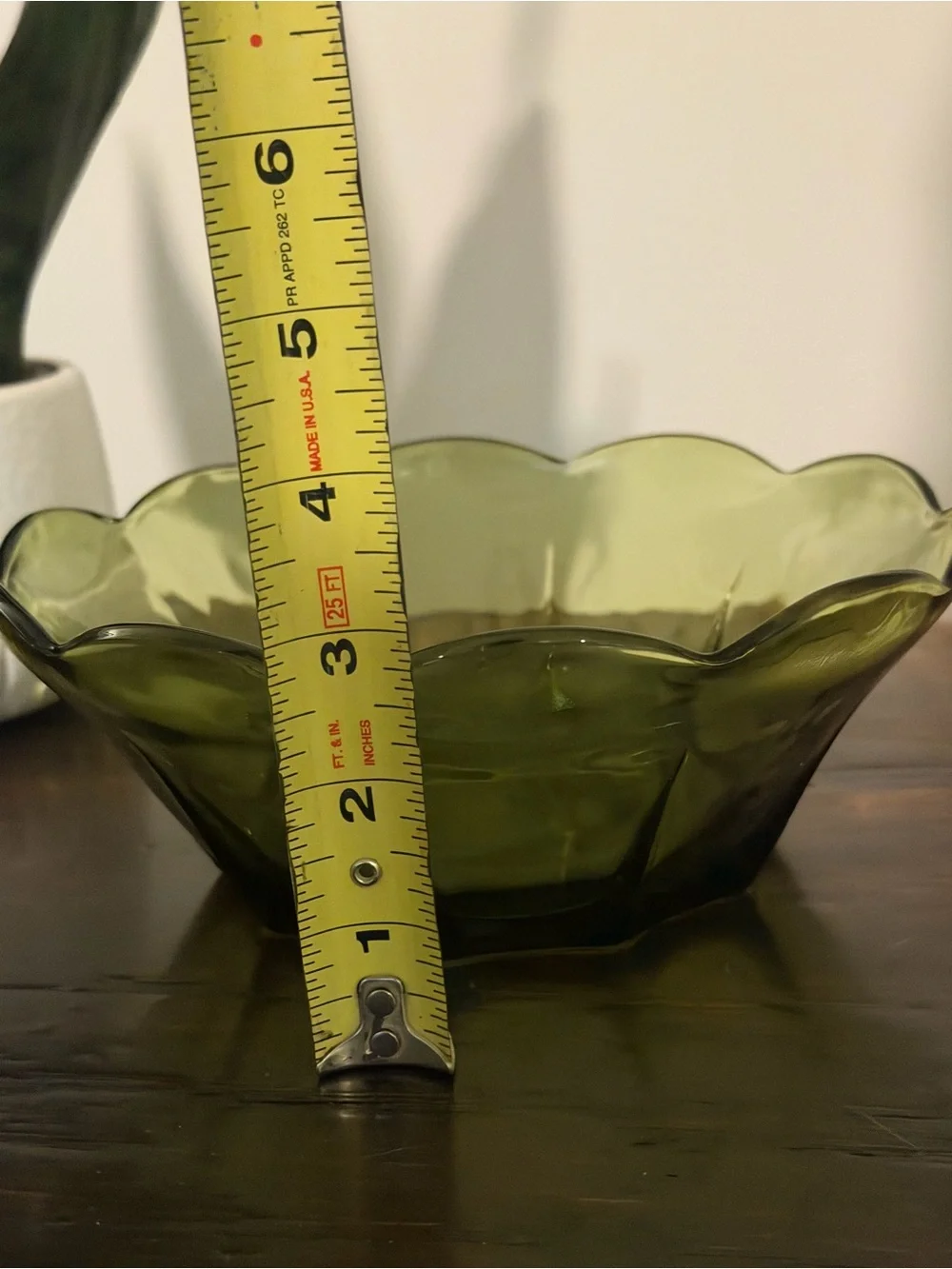Vintage Anchor Hocking Green Scalloped Glass Bowl